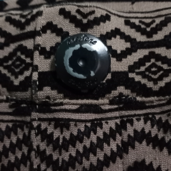 One Son's Aztec Fuzzy Jeggings Size 10/Large - Picture 3 of 3